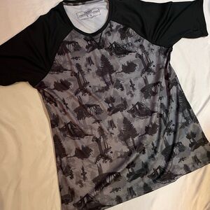 Topo Designs Women's Graphic Jersey in Black and Gray